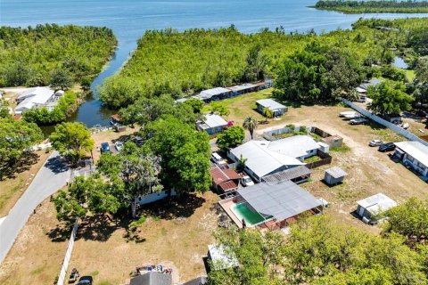 Immobilier commercial à vendre à Lady Lake, Floride: 759.75 m2 № 1658018 - photo 11