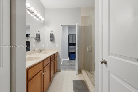 Townhouse in Cooper City, Florida 3 bedrooms, 123.93 sq.m. № 1991859 - photo 20