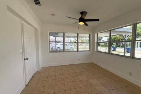 Villa ou maison à louer à Riviera Beach, Floride: 4 chambres, 148.64 m2 № 2289385 - photo 24