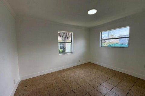 Villa ou maison à louer à Riviera Beach, Floride: 4 chambres, 148.64 m2 № 2289385 - photo 16