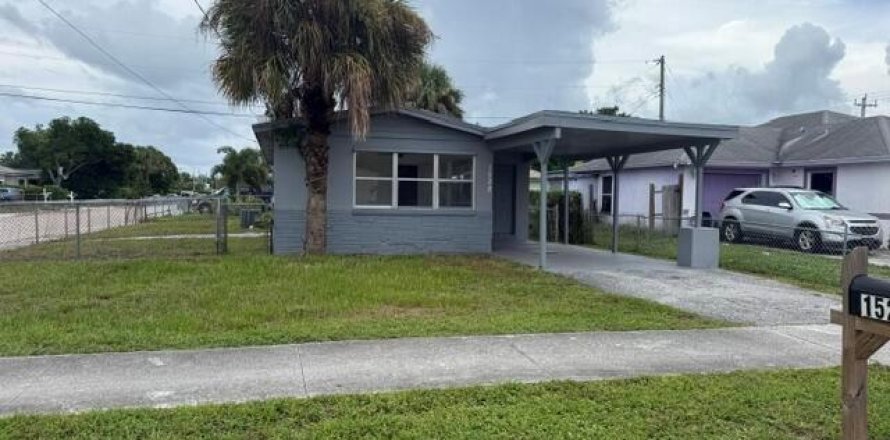 Villa ou maison à Riviera Beach, Floride 4 chambres, 148.64 m2 № 2289385