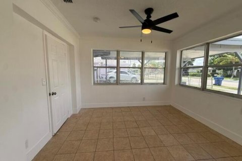 Villa ou maison à louer à Riviera Beach, Floride: 4 chambres, 148.64 m2 № 2289385 - photo 26