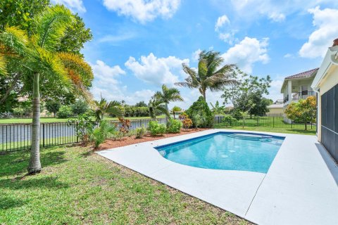 House in Royal Palm Beach, Florida 5 bedrooms, 280.94 sq.m. № 2186825 - photo 15