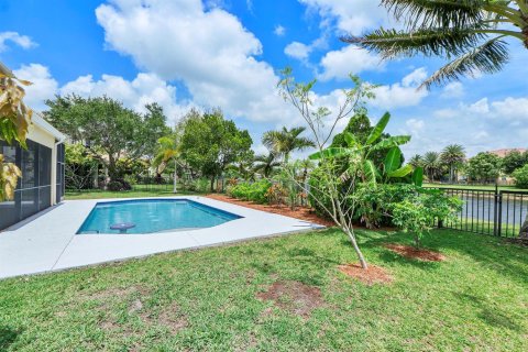 House in Royal Palm Beach, Florida 5 bedrooms, 280.94 sq.m. № 2186825 - photo 9