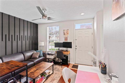 Adosado en venta en Tampa, Florida, 3 dormitorios, 128.76 m2 № 1873843 - foto 6
