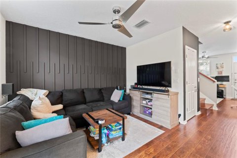 Adosado en venta en Tampa, Florida, 3 dormitorios, 128.76 m2 № 1873843 - foto 16