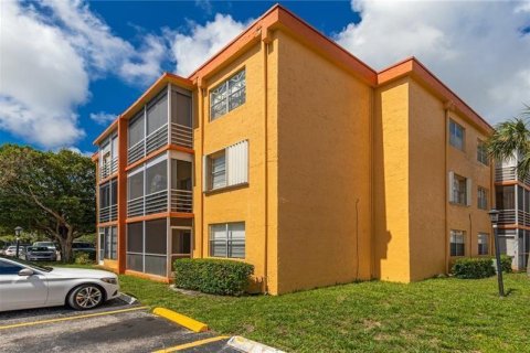 Copropriété à louer à Deerfield Beach, Floride: 2 chambres, 119.84 m2 № 2365951 - photo 16