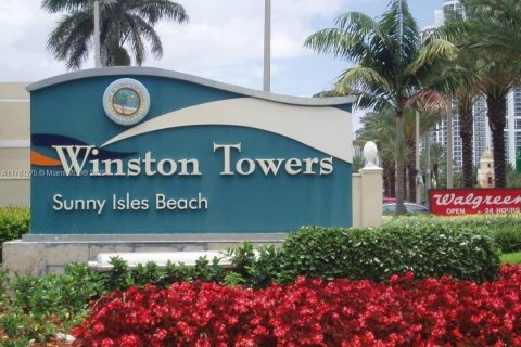 Condo in Sunny Isles Beach, Florida, 2 bedrooms  № 1635447 - photo 2
