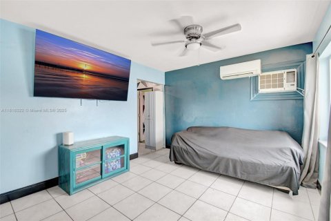 Villa ou maison à Miramar, Floride 3 chambres, 78.41 m2 № 2014539