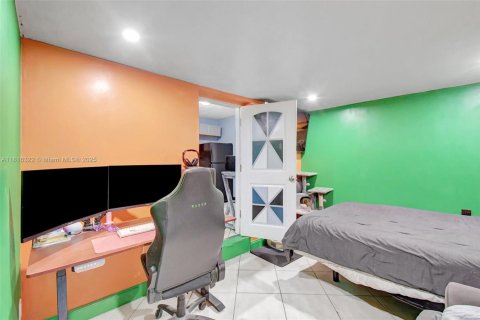 Villa ou maison à vendre à Miramar, Floride: 3 chambres, 78.41 m2 № 2014539 - photo 14