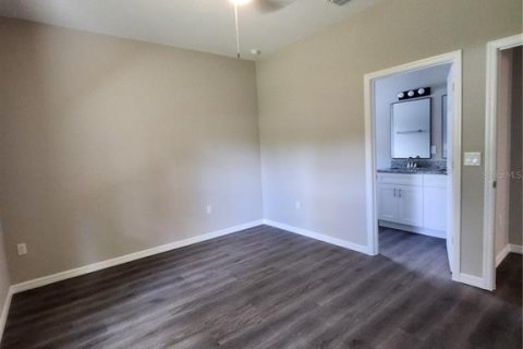 House in Tampa, Florida 3 bedrooms, 116.22 sq.m. № 2104532 - photo 6