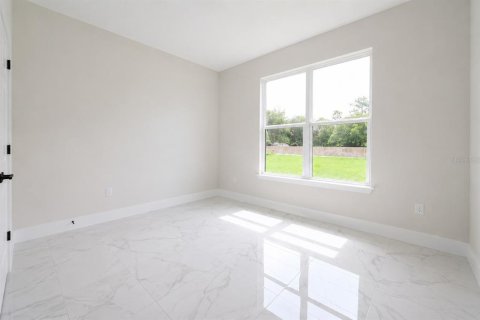 House in Ocala, Florida 4 bedrooms, 207.17 sq.m. № 2206565 - photo 17