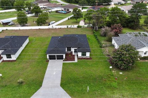 House in Ocala, Florida 4 bedrooms, 207.17 sq.m. № 2206565 - photo 6