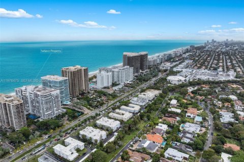 Copropriété à vendre à Bal Harbour, Floride: 2 chambres, 234.58 m2 № 2041947 - photo 27