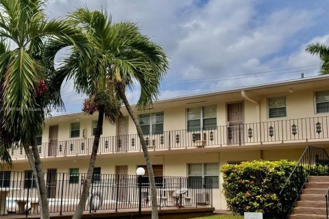 Copropriété à louer à North Miami, Floride: 1 chambre, 57.23 m2 № 1947326 - photo 11