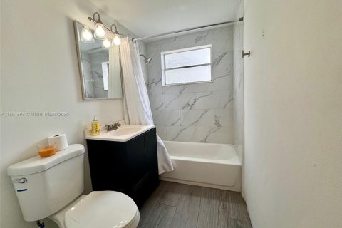 Copropriété à louer à North Miami, Floride: 1 chambre, 57.23 m2 № 1947326 - photo 16