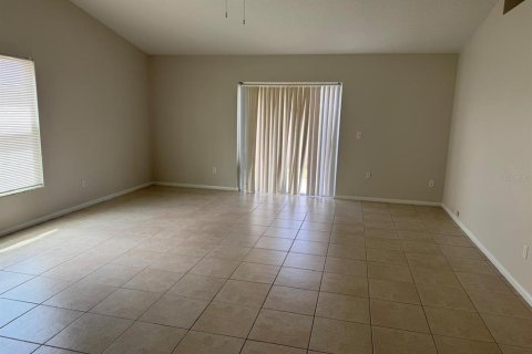 Villa ou maison à louer à Kissimmee, Floride: 3 chambres, 130.99 m2 № 2222514 - photo 9