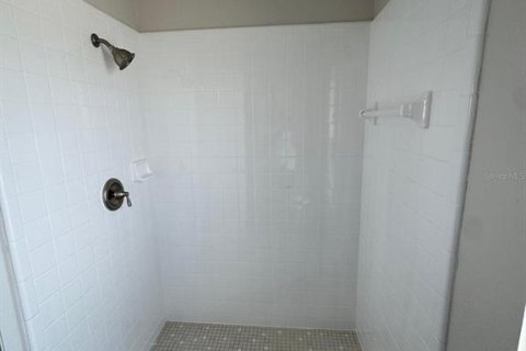 Villa ou maison à louer à Kissimmee, Floride: 3 chambres, 130.99 m2 № 2222514 - photo 2