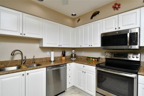Copropriété à vendre à Punta Gorda, Floride: 2 chambres, 106 m2 № 2312752 - photo 7