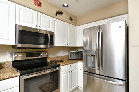 Copropriété à vendre à Punta Gorda, Floride: 2 chambres, 106 m2 № 2312752 - photo 6