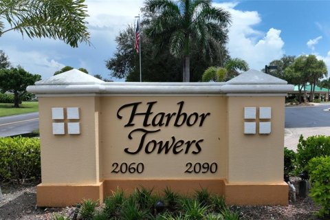 Condo in Punta Gorda, Florida, 2 bedrooms  № 2312752