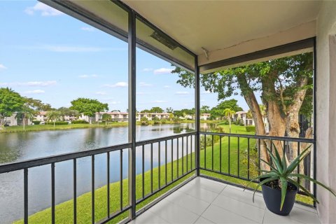 Condo in Boca Raton, Florida, 2 bedrooms  № 2190039 - photo 14