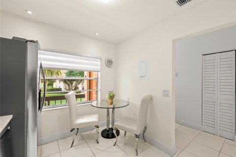 Condo in Boca Raton, Florida, 2 bedrooms  № 2190039 - photo 26