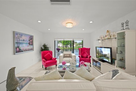 Condo in Boca Raton, Florida, 2 bedrooms  № 2190039 - photo 12