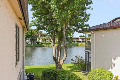 Condo in Boca Raton, Florida, 2 bedrooms  № 2190039 - photo 2