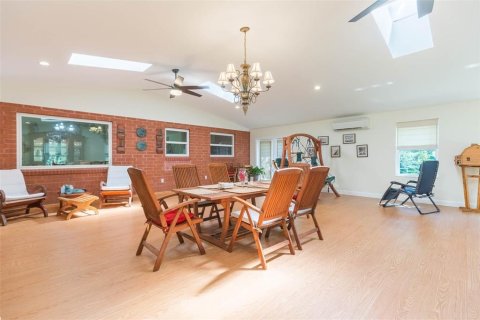 Villa ou maison à vendre à Dade City, Floride: 4 chambres, 518.21 m2 № 2296812 - photo 17