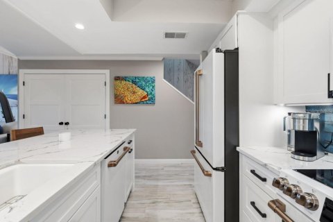 Copropriété à vendre à Longboat Key, Floride: 1 chambre, 101.64 m2 № 2145398 - photo 10