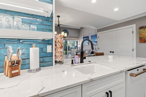 Copropriété à vendre à Longboat Key, Floride: 1 chambre, 101.64 m2 № 2145398 - photo 11