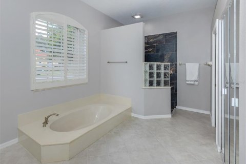 House in Venice, Florida 3 bedrooms, 262.63 sq.m. № 1841393 - photo 20