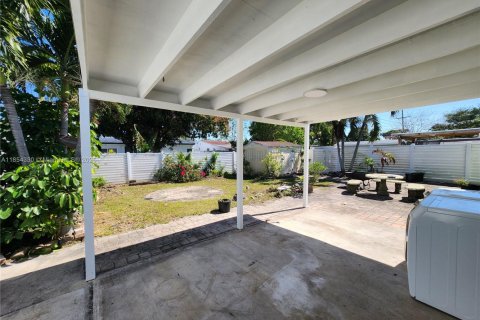 Casa en alquiler en Oakland Park, Florida, 3 dormitorios, 99.96 m2 № 1872057 - foto 23