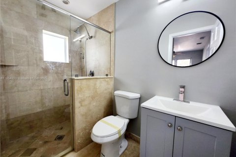 Casa en alquiler en Oakland Park, Florida, 3 dormitorios, 99.96 m2 № 1872057 - foto 17