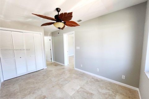 Casa en alquiler en Oakland Park, Florida, 3 dormitorios, 99.96 m2 № 1872057 - foto 16