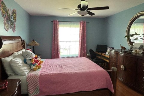 Casa en venta en Kissimmee, Florida, 4 dormitorios, 177.63 m2 № 1902391 - foto 14