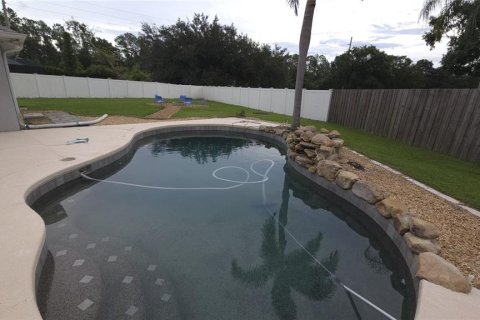 Casa en venta en Kissimmee, Florida, 4 dormitorios, 177.63 m2 № 1902391 - foto 6