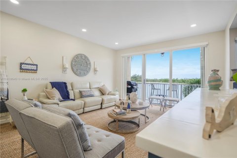 Touwnhouse à vendre à Hollywood, Floride: 3 chambres, 174.38 m2 № 1782090 - photo 24