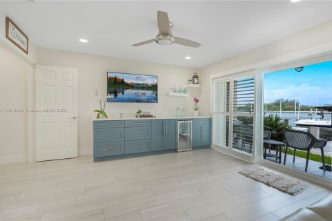 Touwnhouse à vendre à Hollywood, Floride: 3 chambres, 174.38 m2 № 1782090 - photo 14