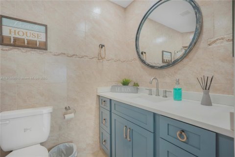 Touwnhouse à vendre à Hollywood, Floride: 3 chambres, 174.38 m2 № 1782090 - photo 11