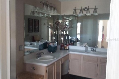 Adosado en venta en Tampa, Florida, 2 dormitorios, 143.63 m2 № 1675501 - foto 13