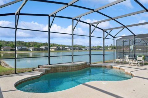 Villa ou maison à vendre à Kissimmee, Floride: 4 chambres, 183.76 m2 № 2142069 - photo 3