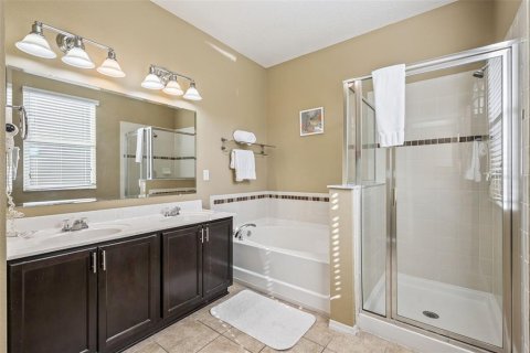 Villa ou maison à vendre à Kissimmee, Floride: 4 chambres, 183.76 m2 № 2142069 - photo 12