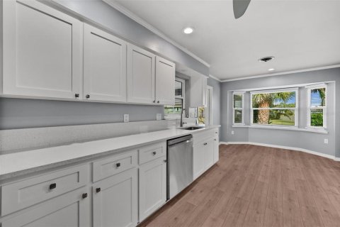 Villa ou maison à louer à Englewood, Floride: 3 chambres, 151.15 m2 № 1789591 - photo 18