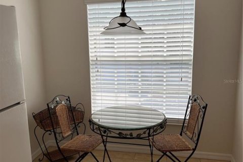 Townhouse in Bradenton, Florida 2 bedrooms, 127.09 sq.m. № 2222519 - photo 10