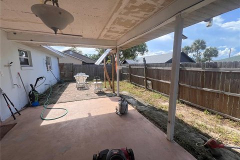 House in Orange City, Florida 2 bedrooms, 102.29 sq.m. № 1882817 - photo 16