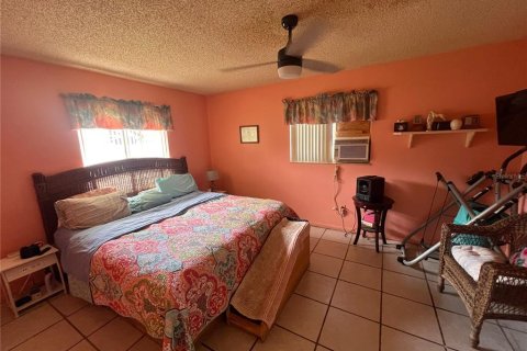 House in Orange City, Florida 2 bedrooms, 102.29 sq.m. № 1882817 - photo 7