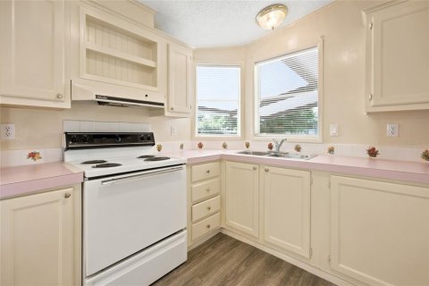 Apartment in Ocala, Florida 2 bedrooms, 85.47 sq.m. № 2277240 - photo 6