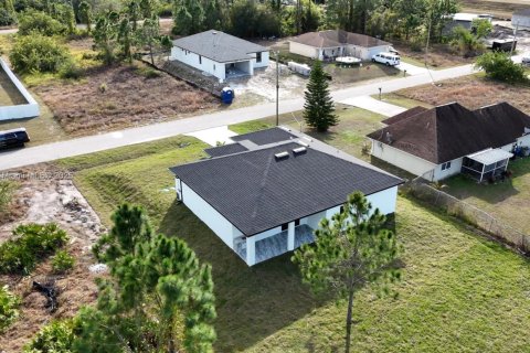 Casa en venta en Lehigh Acres, Florida, 3 dormitorios, 145.11 m2 № 1864432 - foto 7